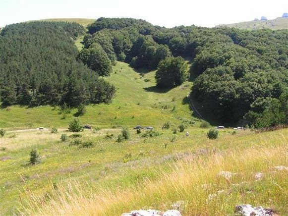 Image - A plateau near the summit of Mount Ai-Petri.